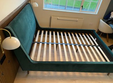 Double Bed