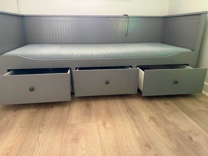Ikea extendable bed frame (No delivery)