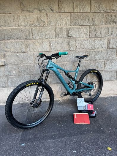 Electric Specialized Turbo Levo SL, Like New