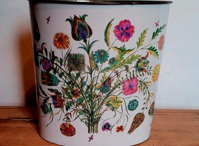 Vintage floral planter/bin