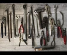 300 euro for the lot no offers over 300 tools  full toolboxes to choose from including old school metal tool box too may to list see photos dating back from the 1970s when to