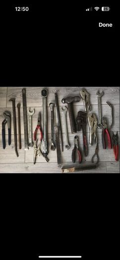 300 euro for the lot no offers over 300 tools  full toolboxes to choose from including old school metal tool box too may to list see photos dating back from the 1970s when to