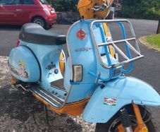 Vespa PX125E