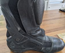 motorcycle boots