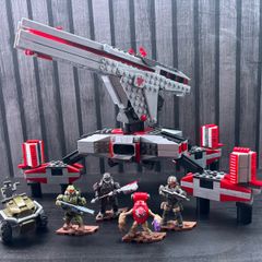 Mega Construx Bloks Halo Defence Point Showdown
