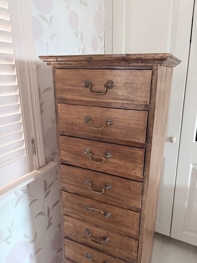 Beautiful slim rustic vintage 10 drawer tallboy in superb condition