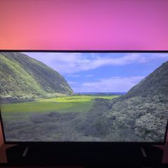 Philips 4K Smart TV with Ambilight  Excellent Condition