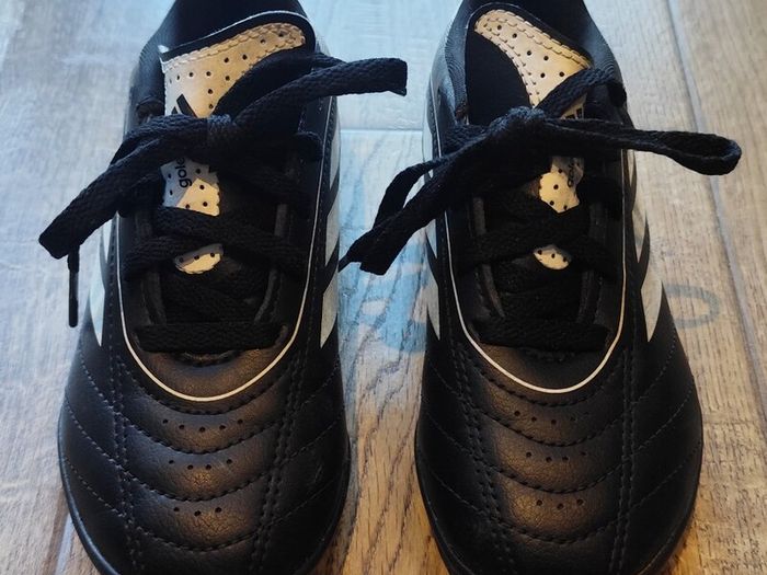Adidas Football Boots . Size UK Junior 11