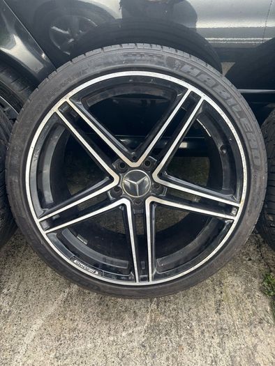 Mercedes 19" Amg Alloys