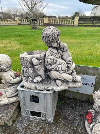 garden ornaments