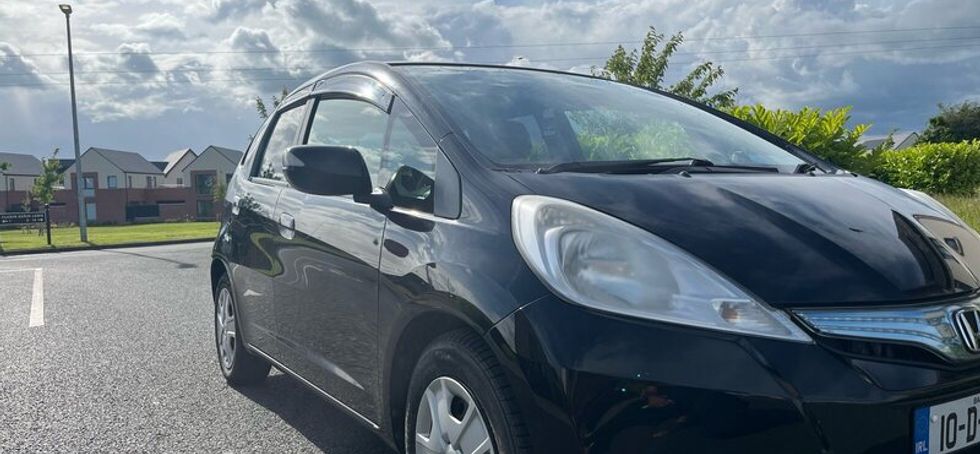 Honda Fit Auto Hybrid First Owner Low Milea