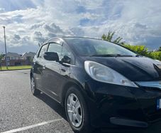 Honda Fit Auto Hybrid First Owner Low Milea