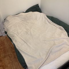 blanket / comforter