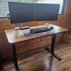 Standing Desk Electrical with dell 24inch monitors and USB c dock