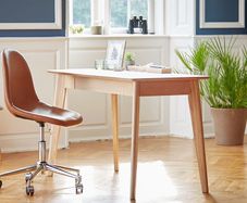 Jysk Kalby Lightly used home office desk