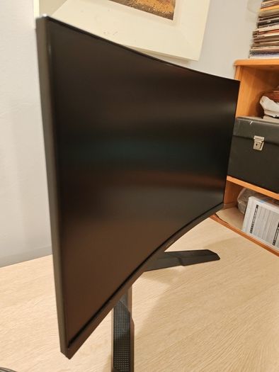 Koorui 24inch 1080p monitor 180hz VA