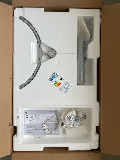 LG UHD Monitor 4k