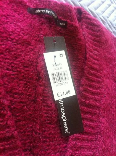 BNWT Ladies Red Jumper Size 10