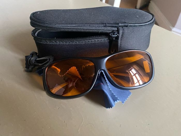 Low Vision Cocoons sunglasses