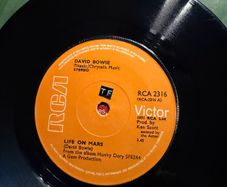 David Bowie Vinyl Single. Irish pressing