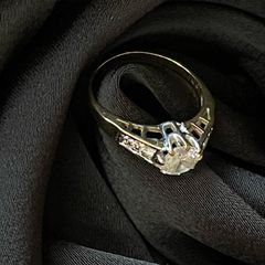 9ct yellow gold simulated diamond ring