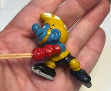 Smurf Ice hockey  figure 1966