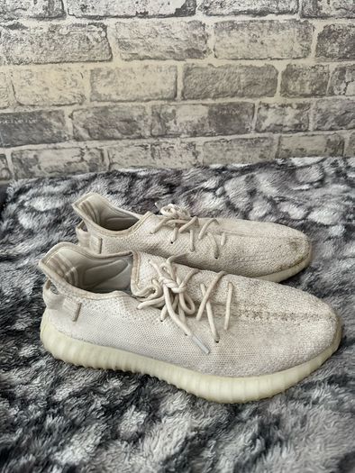 yeezys