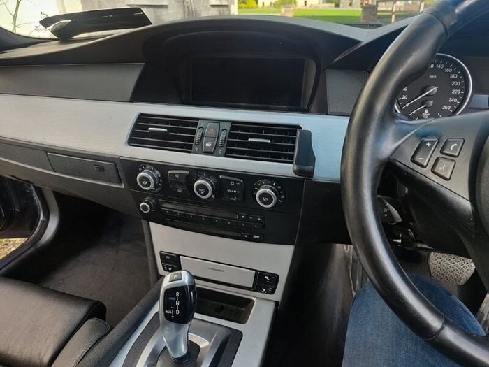 BMW 5-Series 2008