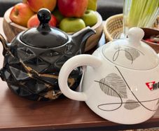Set of 2 Ceramic Teapots - Black Marble & White Leaf