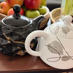 Set of 2 Ceramic Teapots - Black Marble & White Leaf