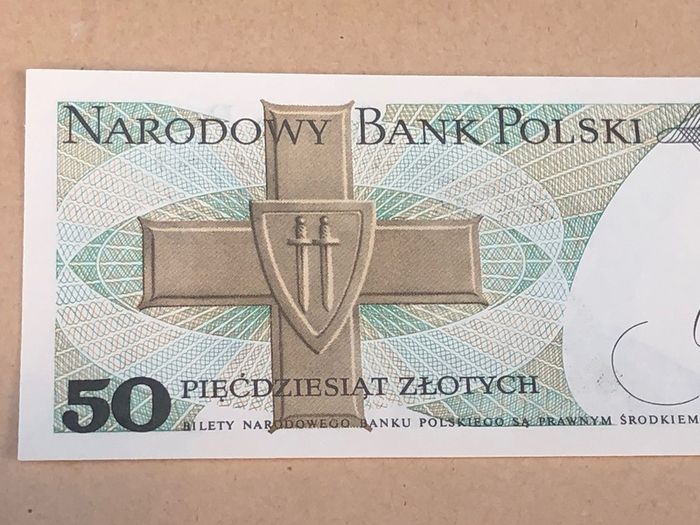 UNCIRCULATED Crisp  Polish banknotes x 5