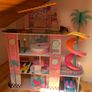 LOL Dollhouse Image 4