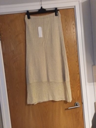 Woodland Knit Champagne  (Design  in Ireland) Skirt. S. 2 -12     B.N.W.T.