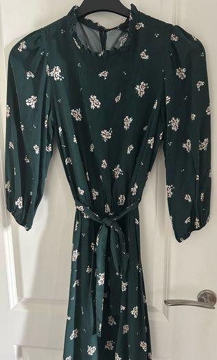 New Look Green Floral midi dress BNWT