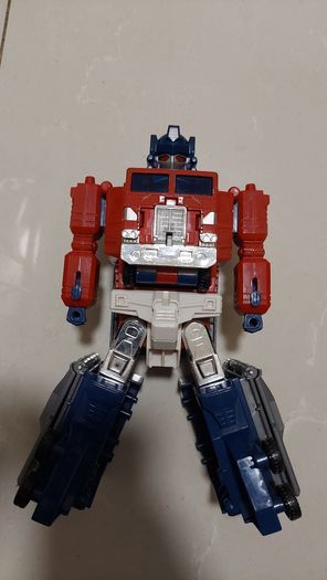 Transformer / toy Optimus GINRAI GOD