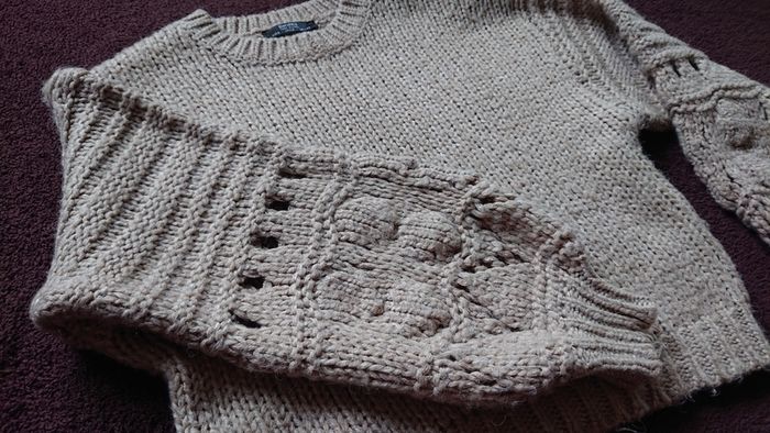 Bershka Jumper   Size 8-12
