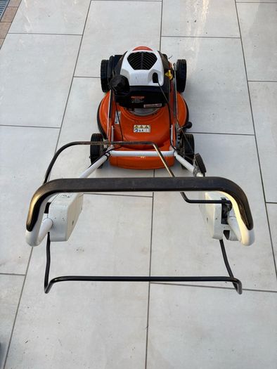 Stihl RM4.0 mulching mower 21" deck