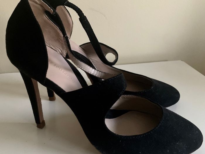 Zara high heel black shoes