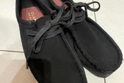 womens shoes Clarks WALLABEE BLACK SUEDE size 5 brand new