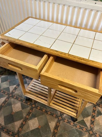 Retro extendable kitchen unit