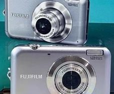 Fujifilm Digital Camera FinePix JV100 12.0MP 3X Zoom Grey