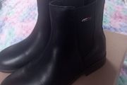 tommy hilfiger boots