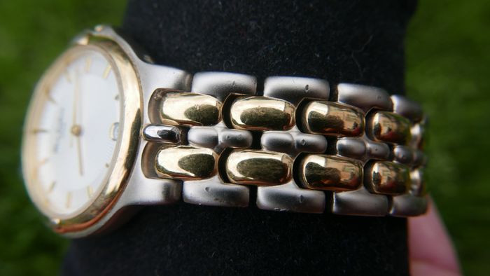 Alain Frederic Paris  Watch (fresh battery)