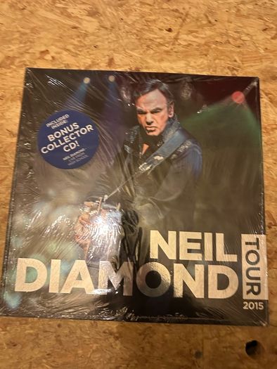 NEIL DIAMOND Collectors item seal live CD