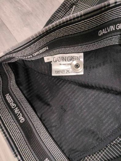 Galvin Green Golf Check Shorts Mens Small W32