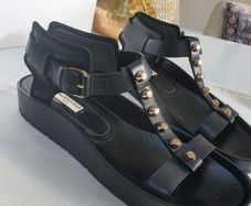 Balenciaga Leather Studded Sandals  Sz 41 - Bnib Rrp 645 Euro