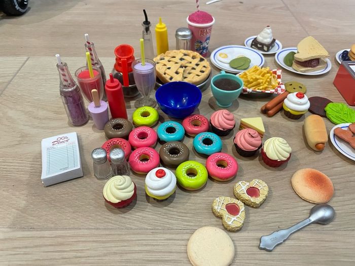 Our Generation diner with lots of accessories