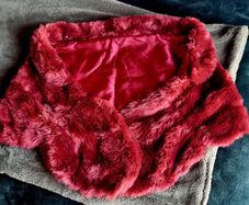 vintage fake fur shoulder shawl