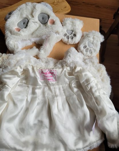 Gorgous furry Winter jacket for baby 0-3