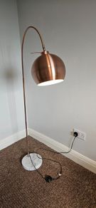 Floor lamp